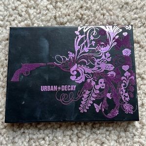 Urban decay eyeshadow palette